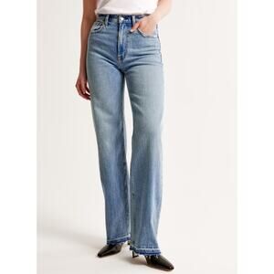 NWT Abercrombie & Fitch High Rise 90s Relaxed Jeans Size 36 or 22R